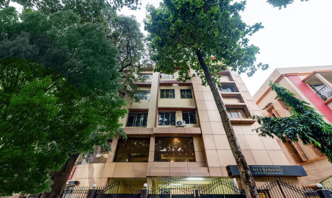 Itsy Hotels Neeranand Plaza Calcutta Exteriör bild