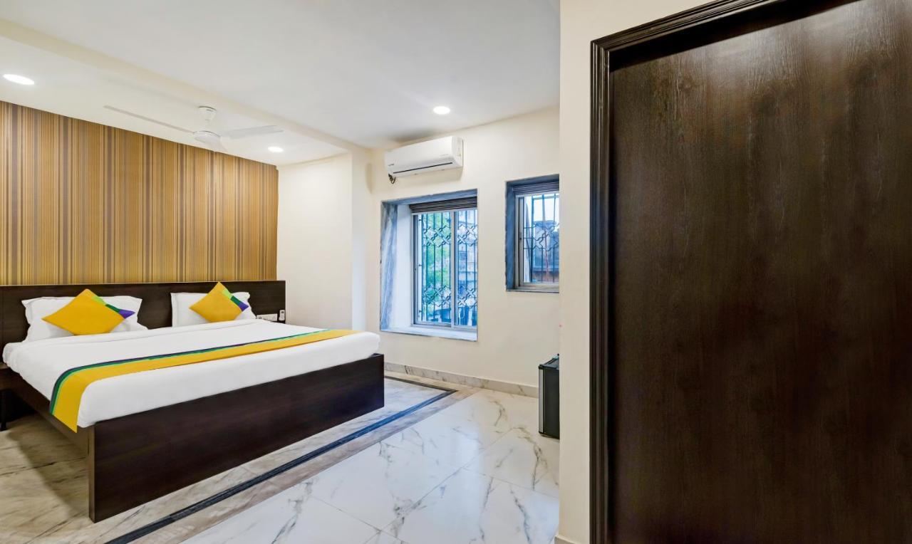Itsy Hotels Neeranand Plaza Calcutta Exteriör bild