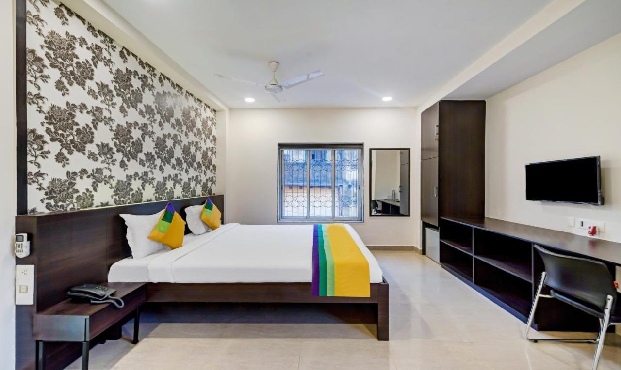 Itsy Hotels Neeranand Plaza Calcutta Exteriör bild