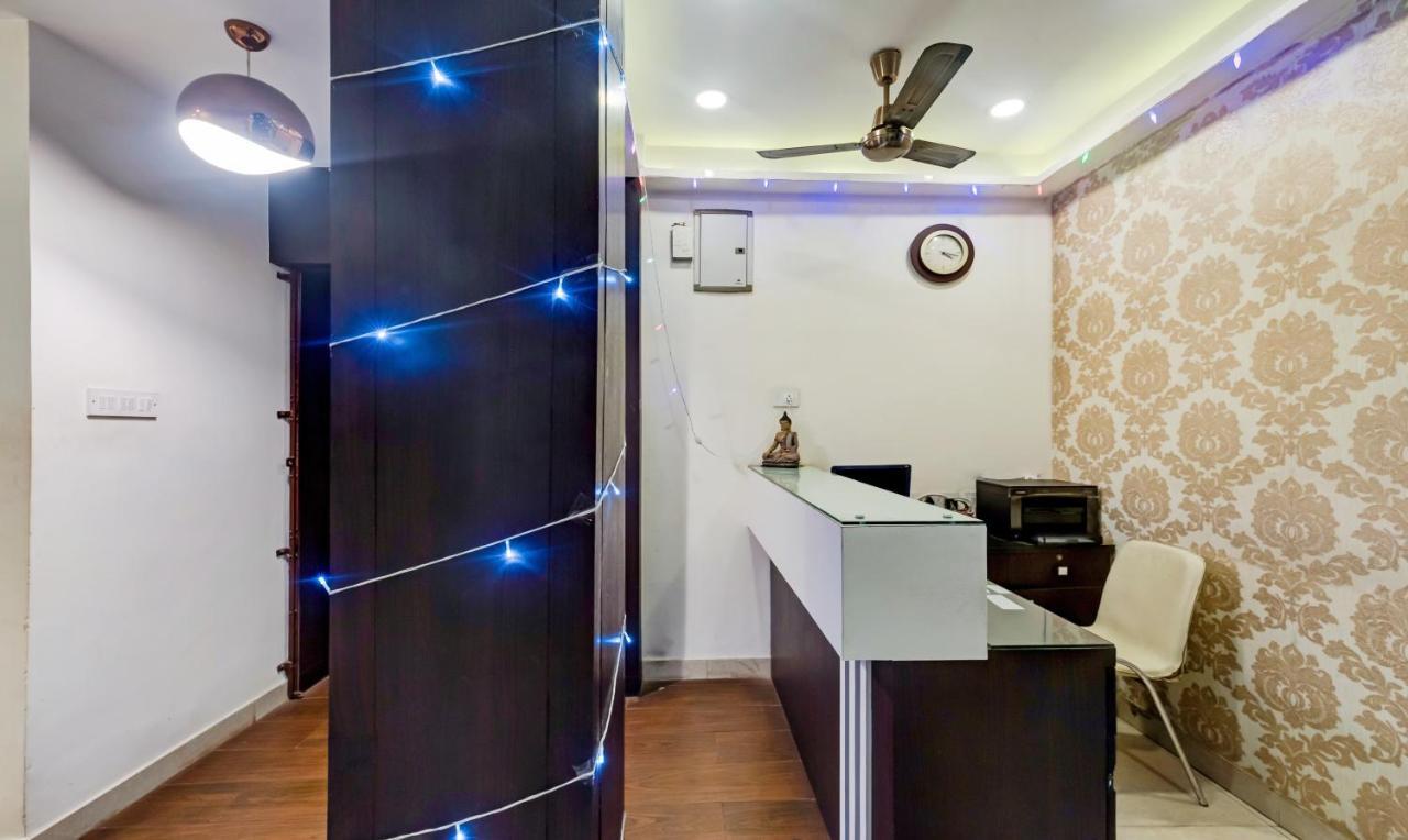 Itsy Hotels Neeranand Plaza Calcutta Exteriör bild